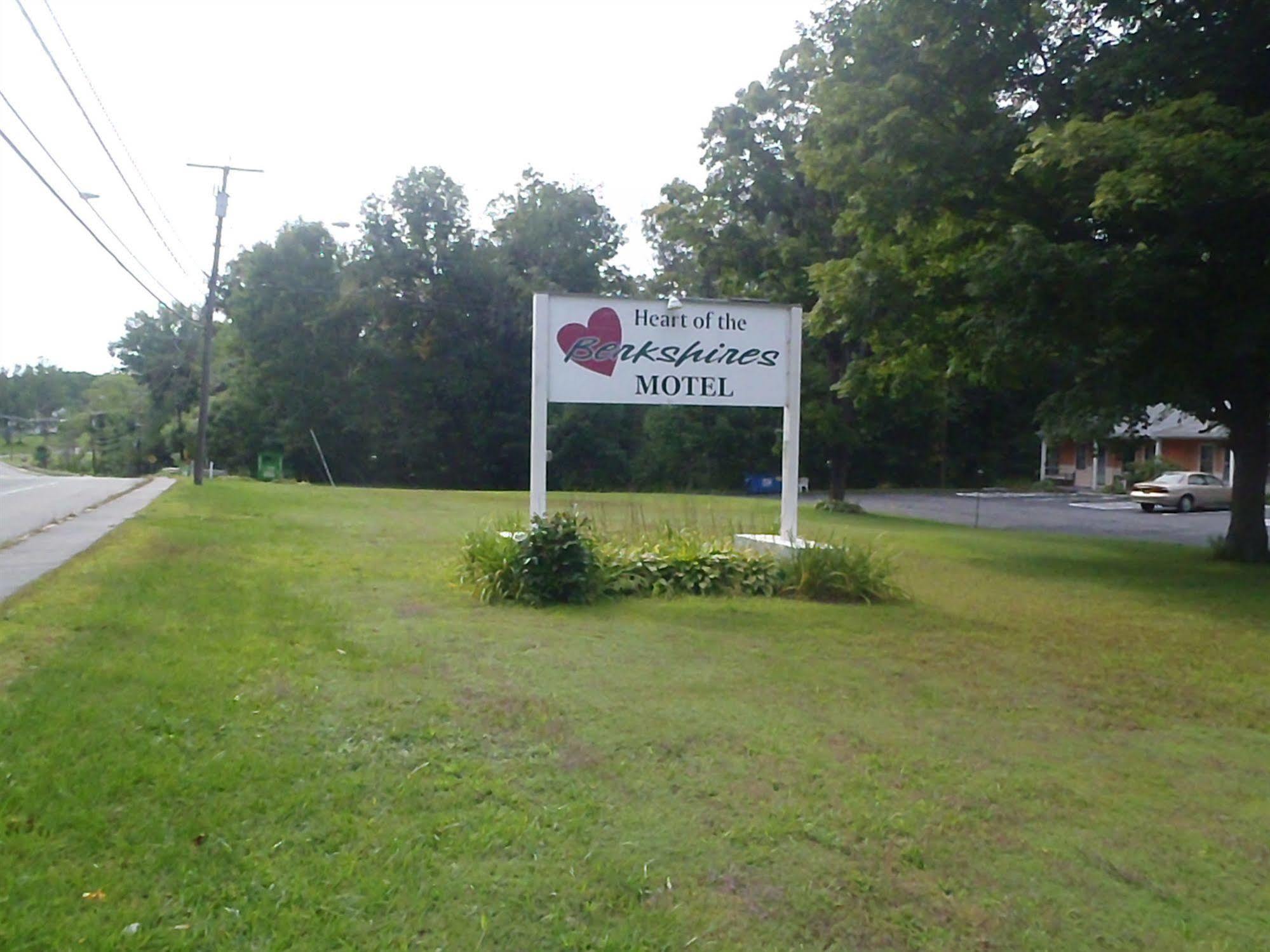 Heart Of The Berkshires Motel Pittsfield Exteriér fotografie